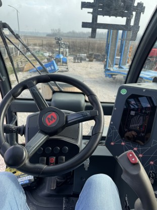 MAGNI RTH 5.21 Rotacioni teleskopski viličar [5]