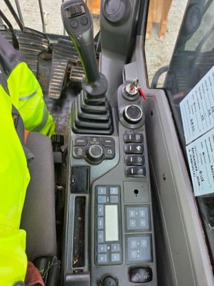 DOOSAN DX235LCR-5 BAGER GUSJENIČAR [11]