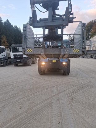 MAGNI RTH 5.18 Rotacioni teleskopski viličar [7]