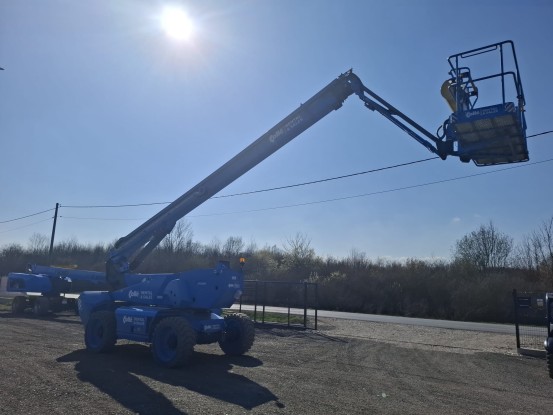 MAGNI DAB28RT Zglobna samohodna platforma [2]