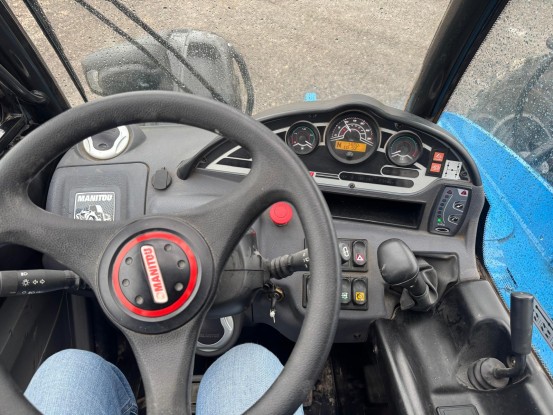 MANITOU MT 933 [8]