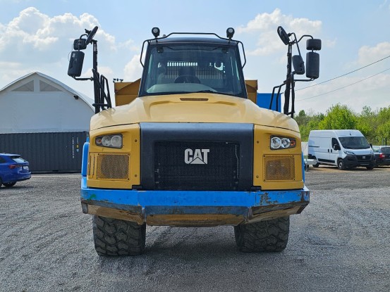 CATERPILLAR 730C [2]